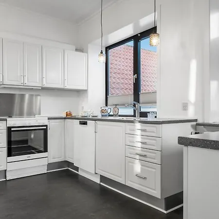 3 Bedroom Pet Friendly In Рибе