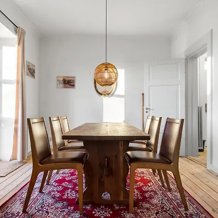 Дом отдыха 3 Bedroom Pet Friendly In *